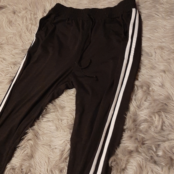 Sweats - Picture 2 of 4